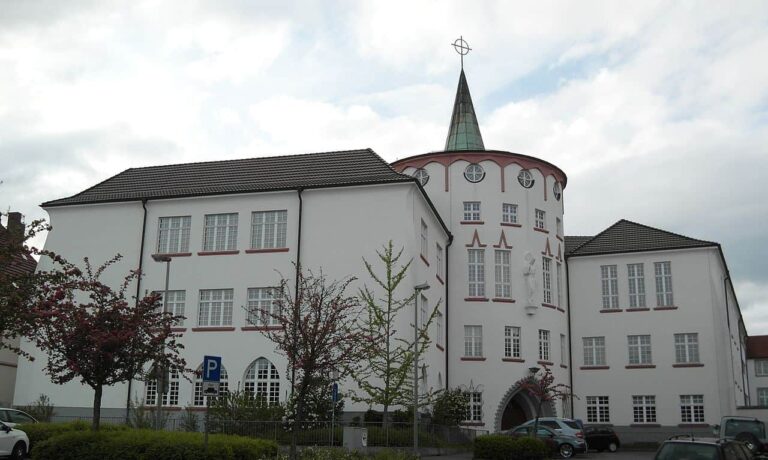 1280px Schulen der Brede Brakel 768x460