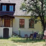 Blick auf das Haupthaus 150x150